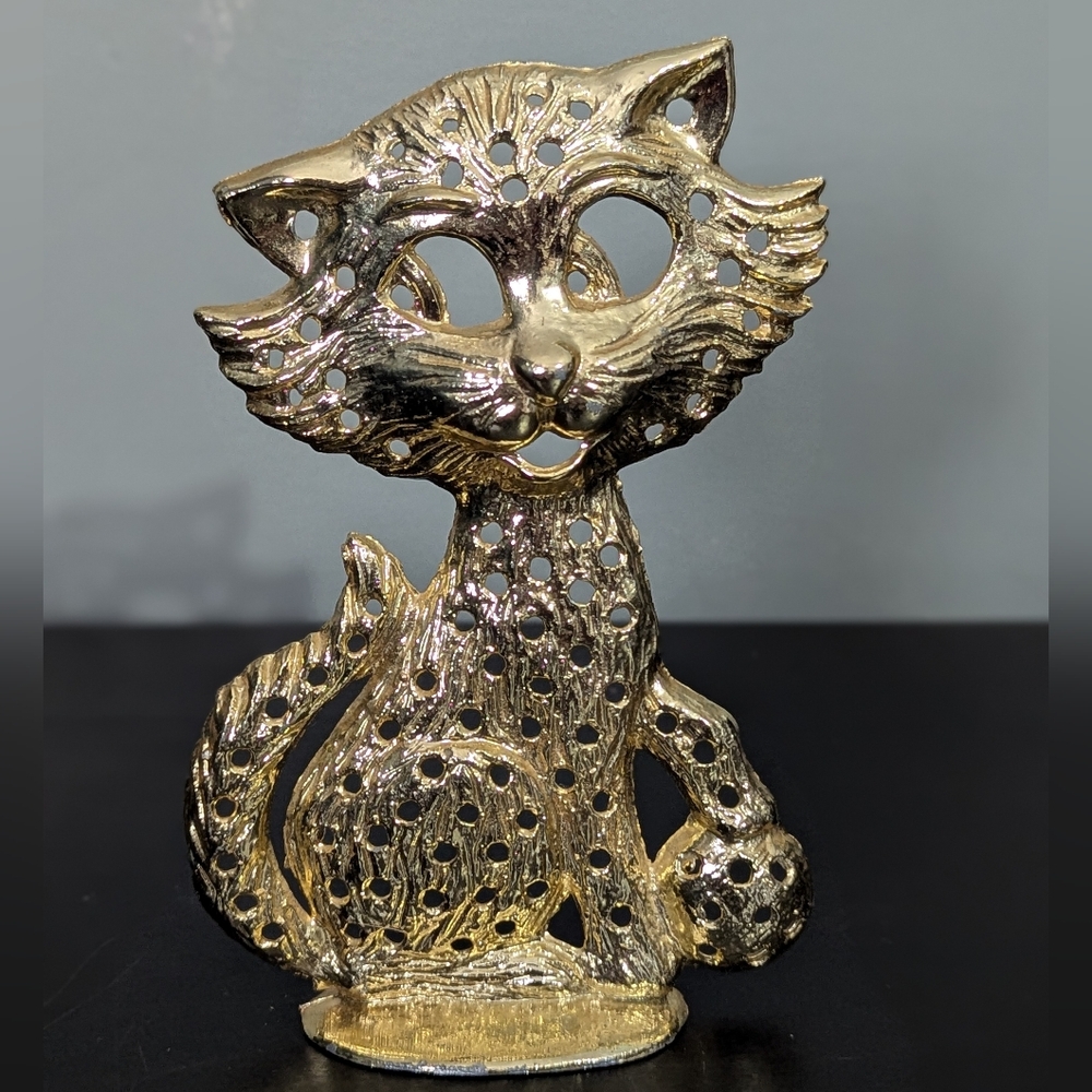 Vintage Torino‎ Gold Tone Metal Decorative Cat Earring Holder